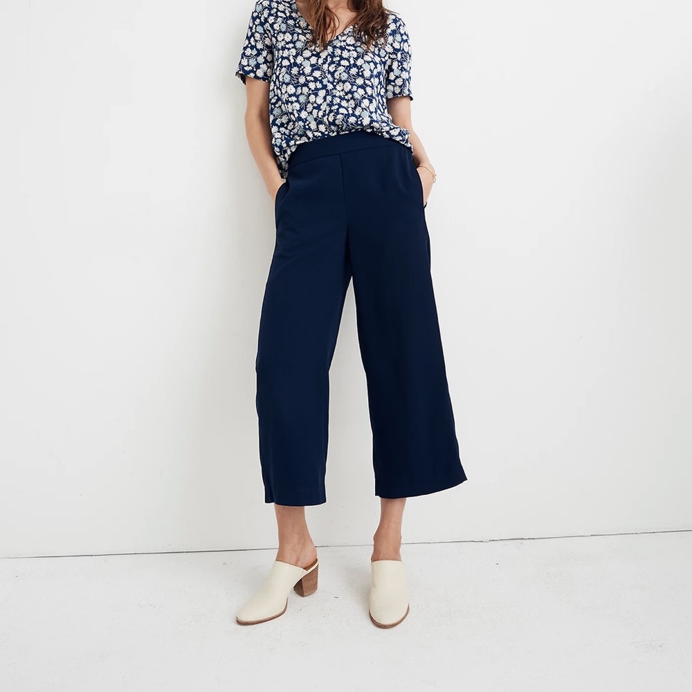 Huston Pull-On Crop Pants SIZE XS